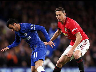 Manchester United trigger clau...